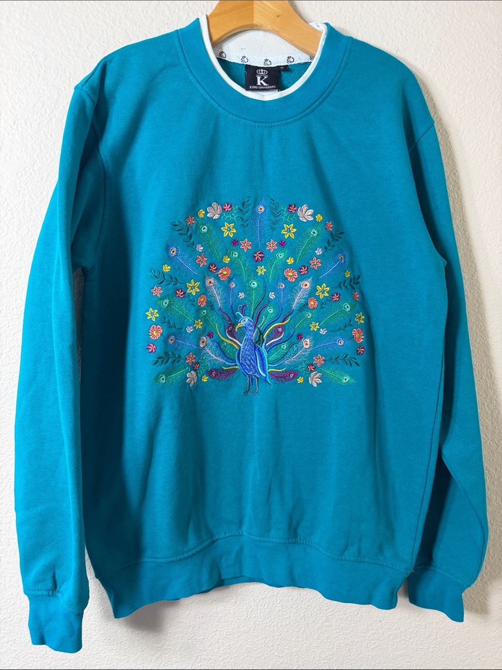Vintage 90s Peacock Embroidered Sweatshirt Teal Double Collar Crewneck S